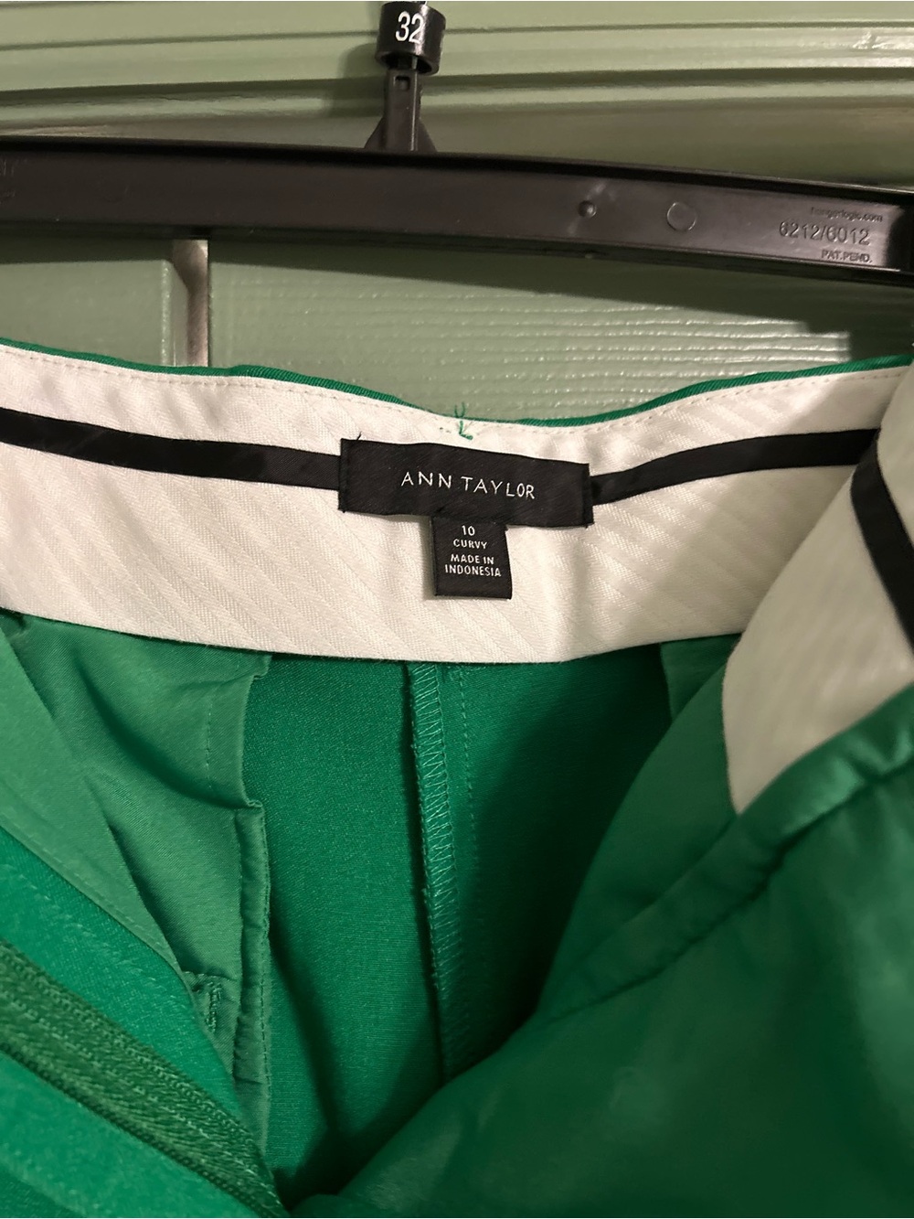 Ann Taylor High-Rise Wide-Leg Pants in Emerald Green - Picture 3 of 6